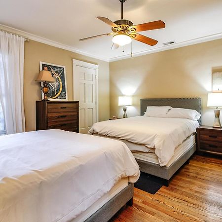 Historic And Unique Brownstone In Gold Coast - Downtown - 3 Apartment Chicago Ngoại thất bức ảnh